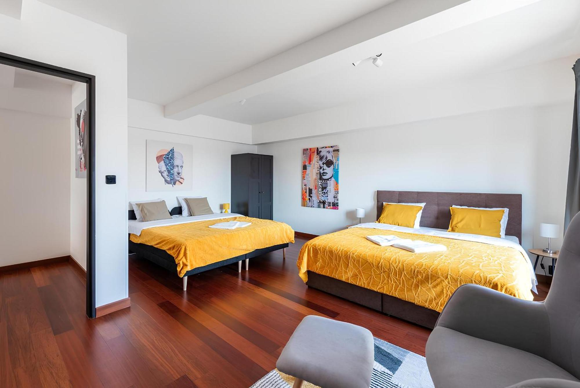 Apartments With Large Balcony, Parking Prag Exterior foto