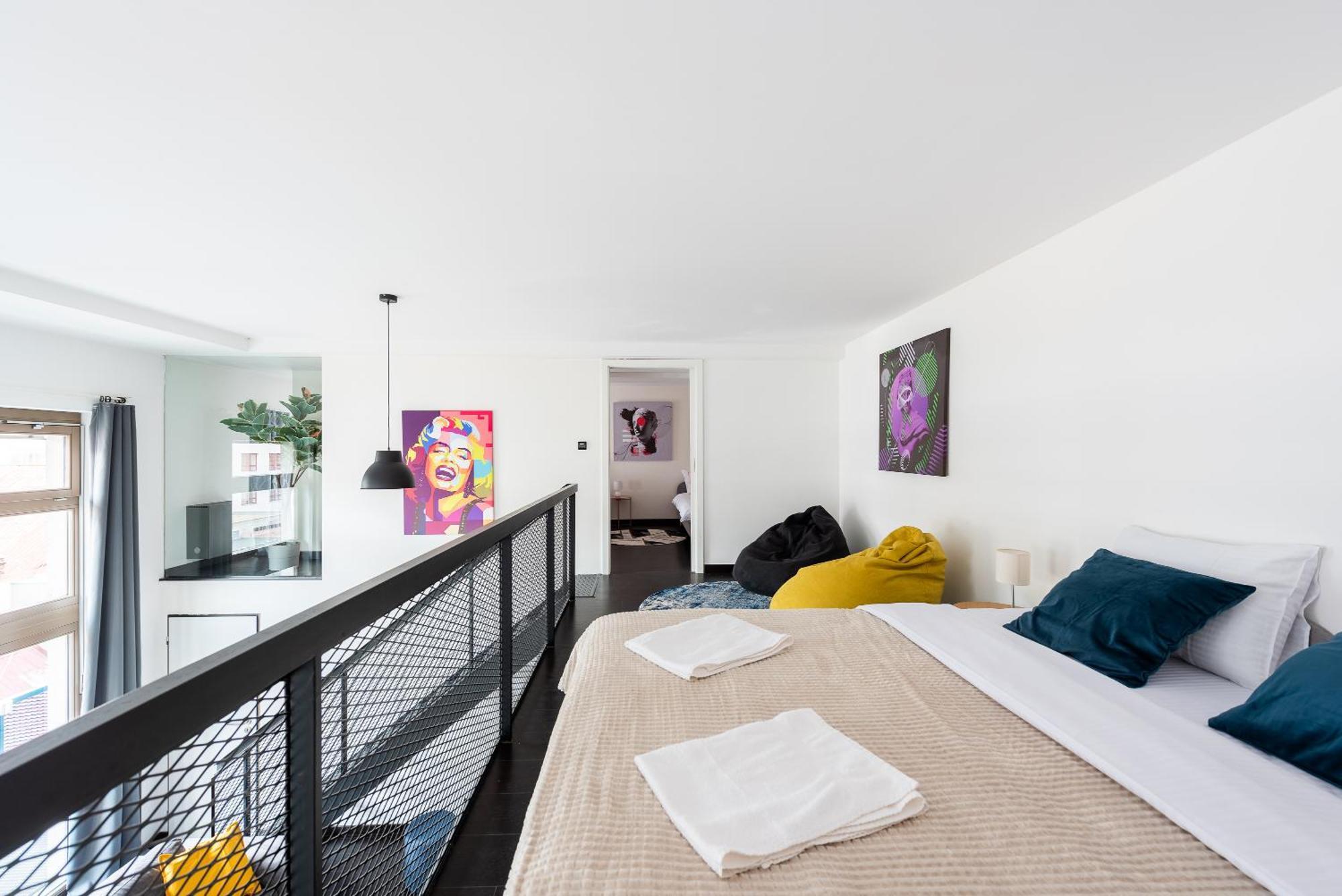 Apartments With Large Balcony, Parking Prag Exterior foto