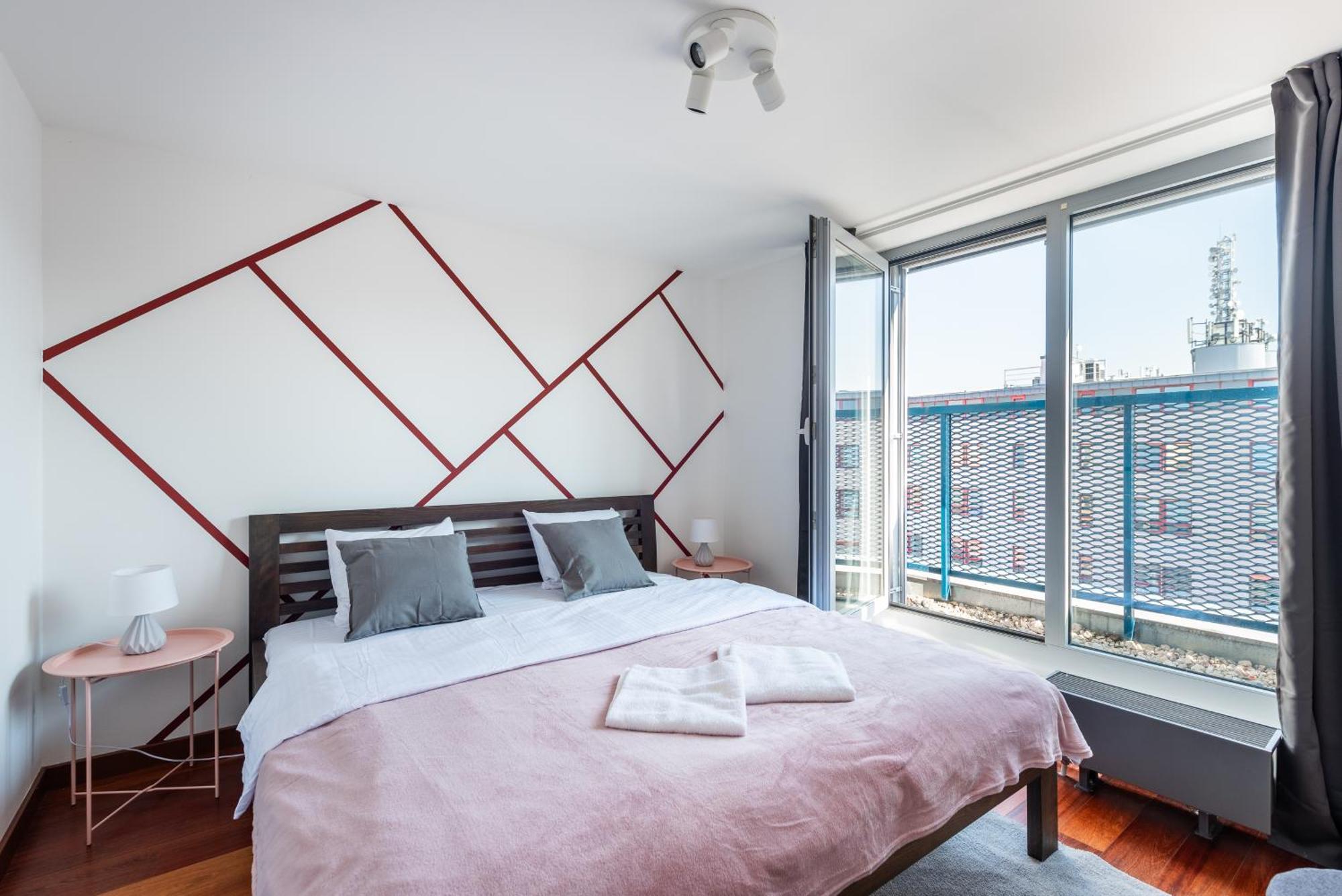 Apartments With Large Balcony, Parking Prag Exterior foto