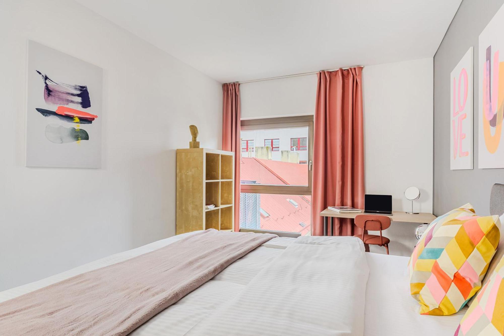 Apartments With Large Balcony, Parking Prag Exterior foto