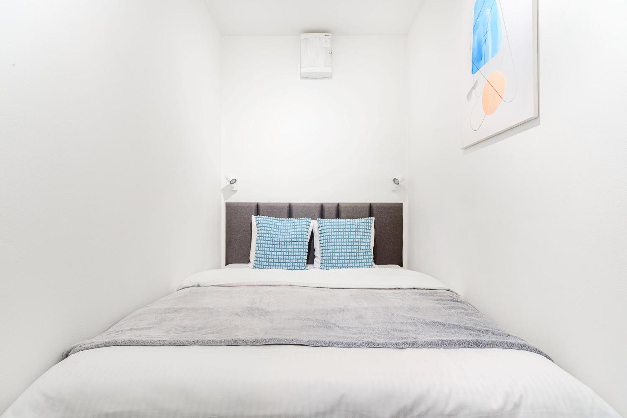 Apartments With Large Balcony, Parking Prag Exterior foto